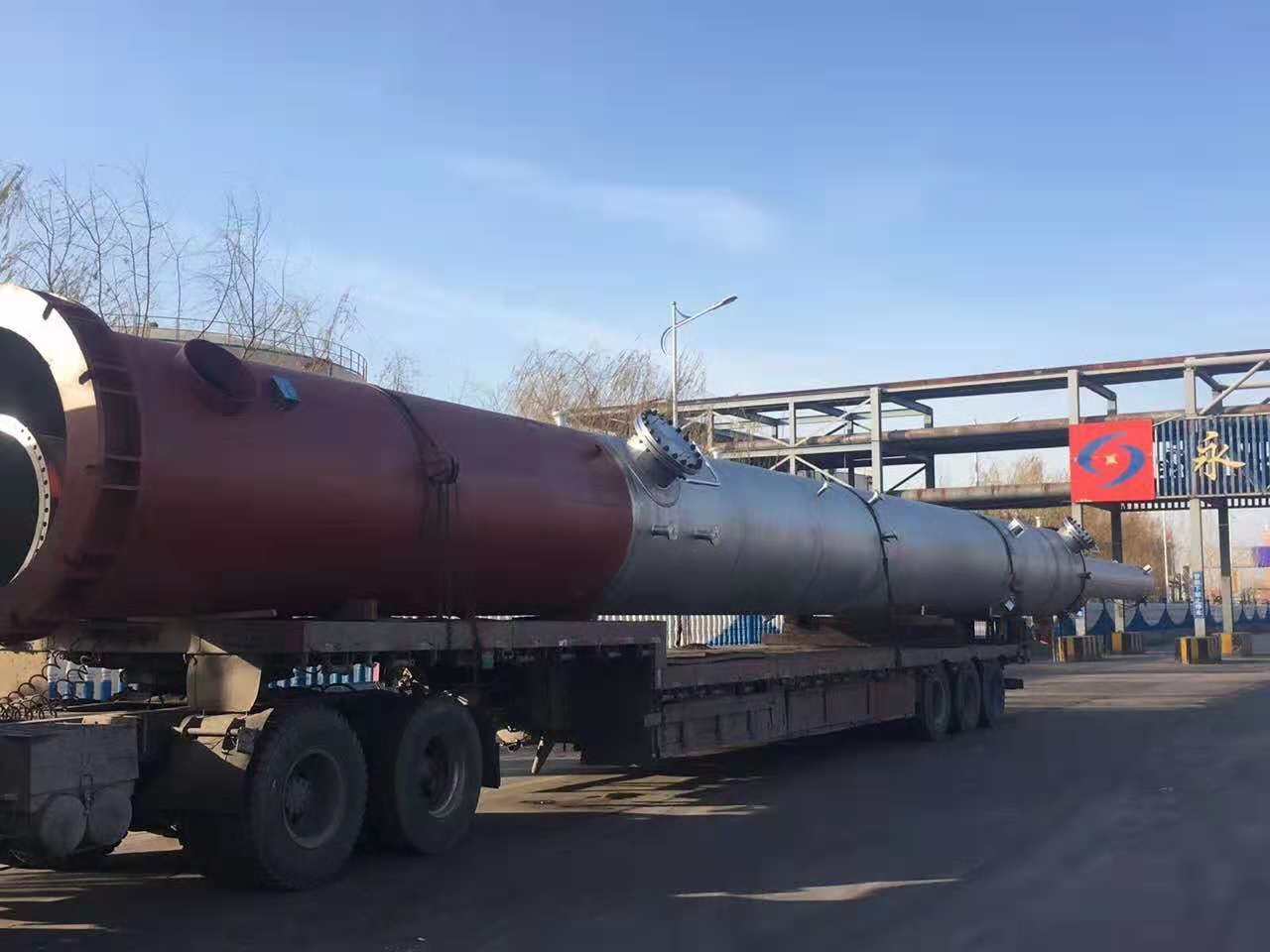 初冷塔器發(fā)貨